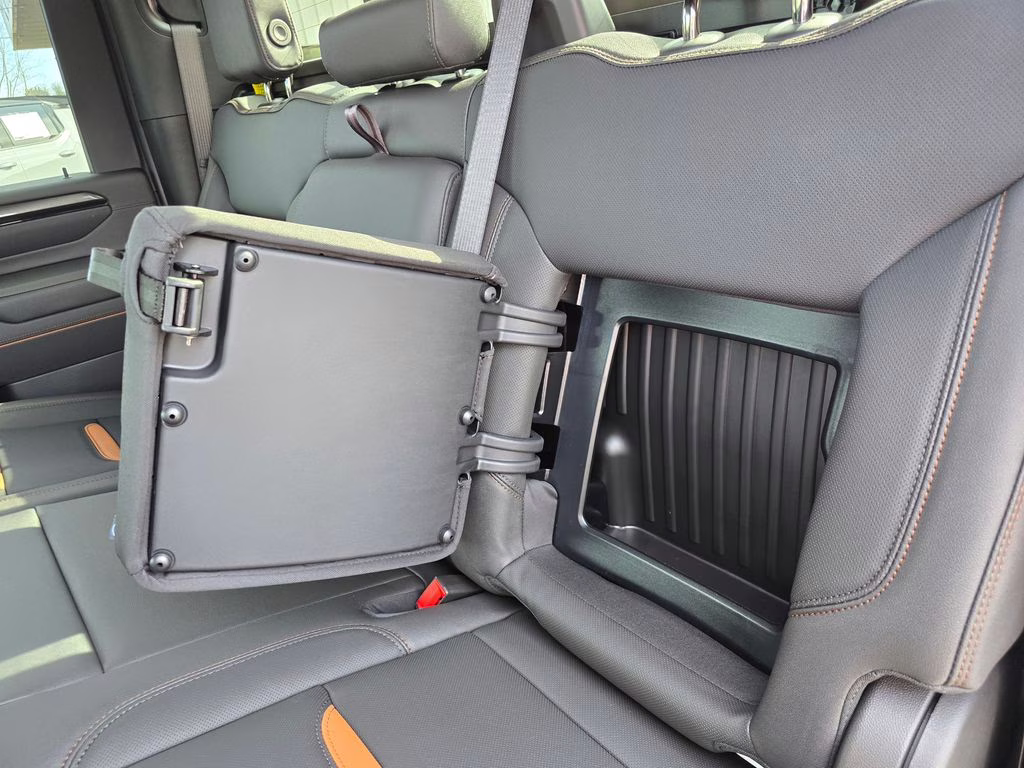 2026 Summit White GMC Sierra 2500HD AT4 4X4 Truck