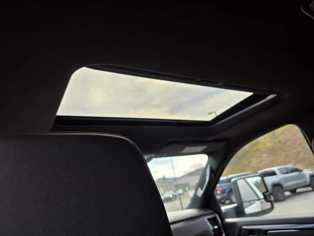 2026 Summit White GMC Sierra 2500HD AT4 4X4 Truck