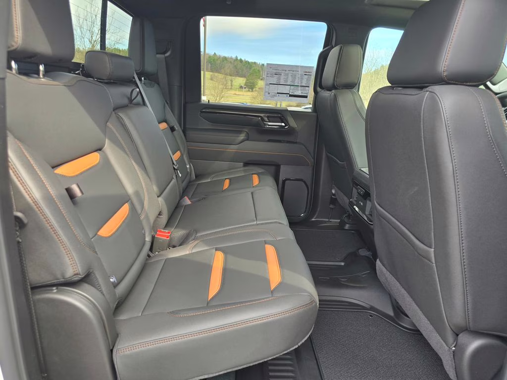 2026 Summit White GMC Sierra 2500HD AT4 4X4 Truck