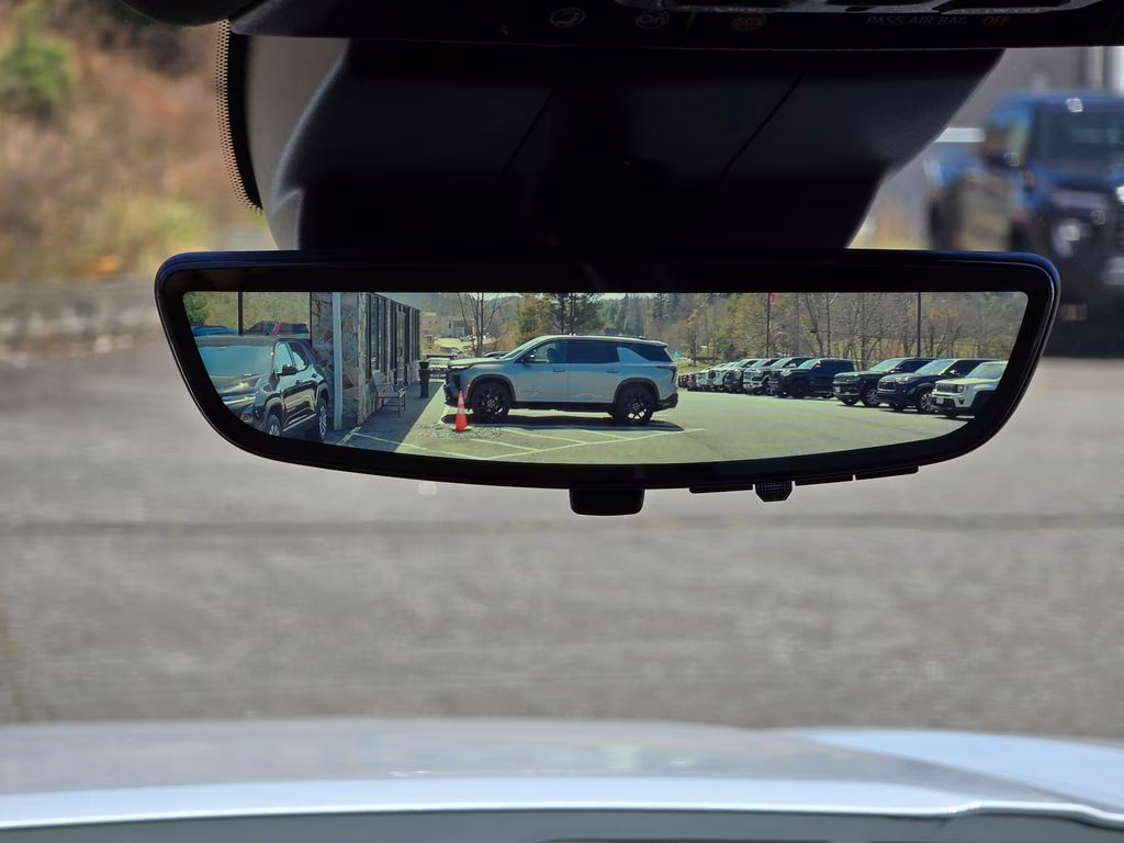 2026 Glacier White Tricoat GMC Sierra 1500 Denali Ultimate 4X4 Truck