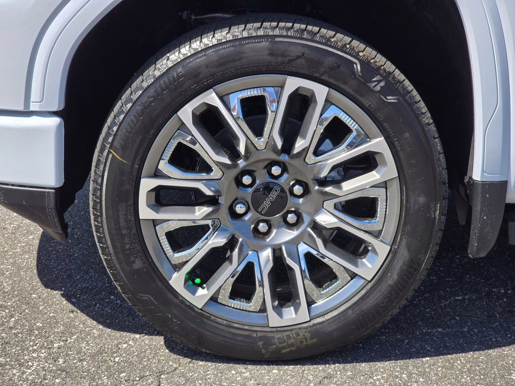 2026 Glacier White Tricoat GMC Sierra 1500 Denali Ultimate 4X4 Truck