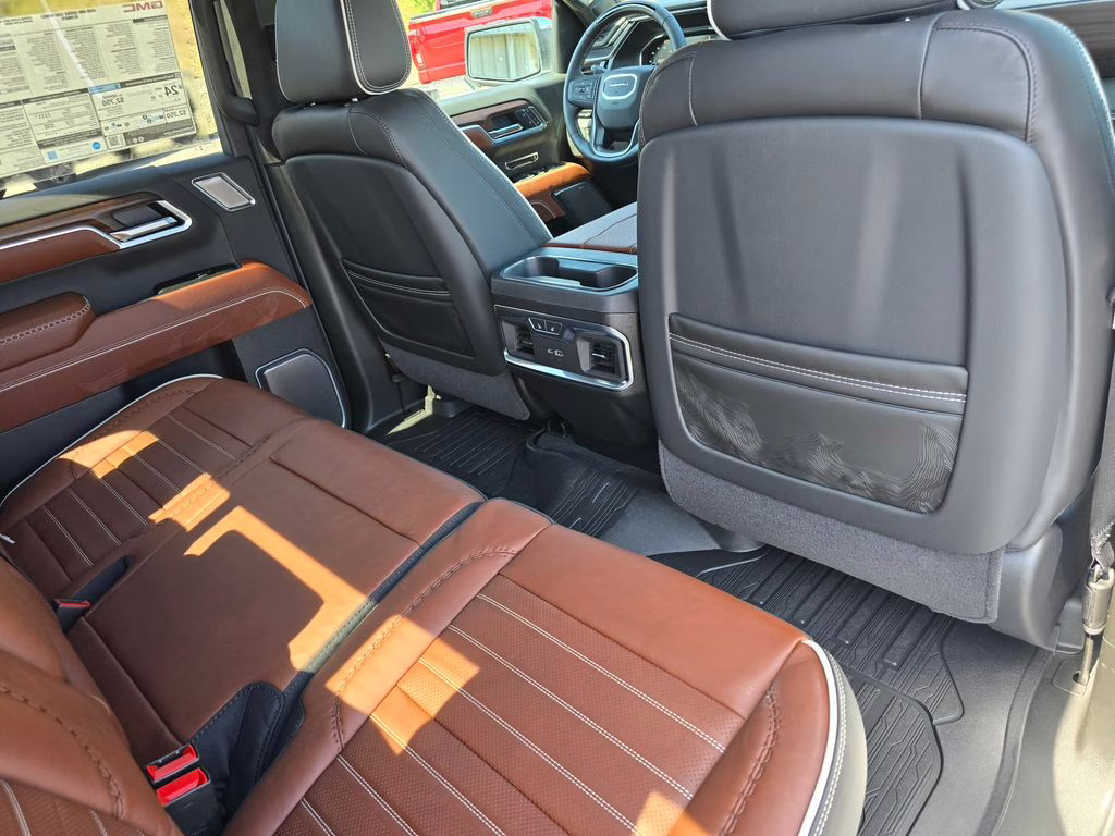 2026 Glacier White Tricoat GMC Sierra 1500 Denali Ultimate 4X4 Truck