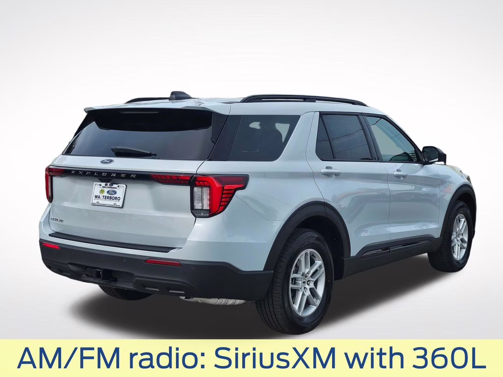 2026 Space White Metallic Ford Explorer Active RWD SUV