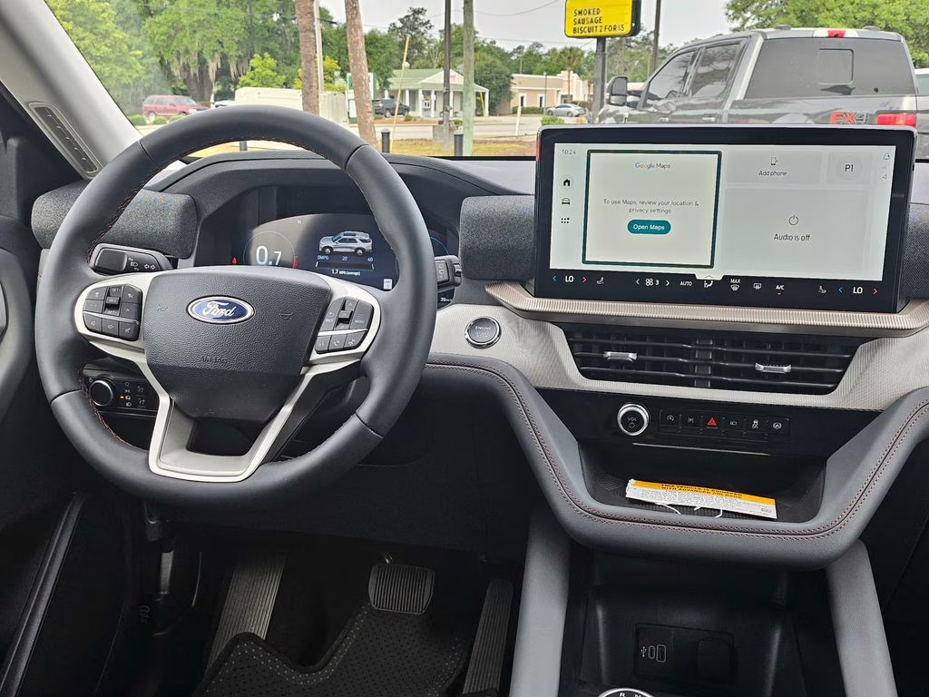 2026 Space White Metallic Ford Explorer Active RWD SUV