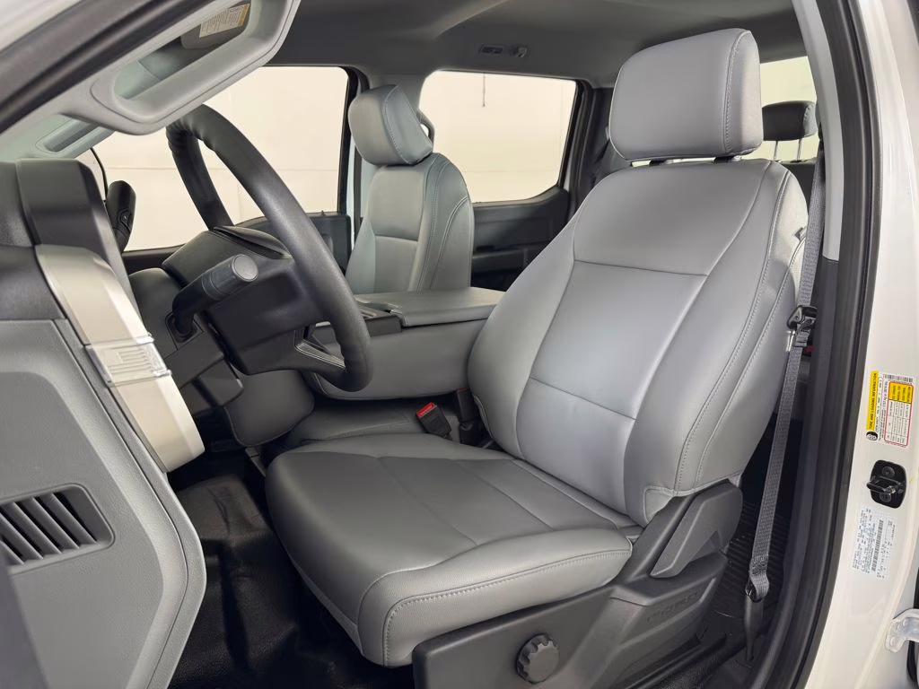 2026 Oxford White Ford Super Duty F-250 SRW XL RWD Truck