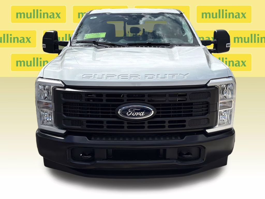 2026 Oxford White Ford Super Duty F-350 SRW XL RWD Truck