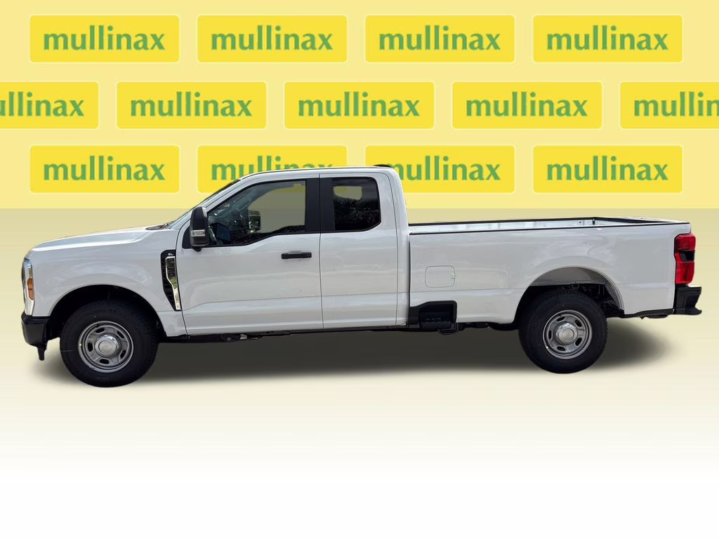 2026 Oxford White Ford Super Duty F-350 SRW XL RWD Truck