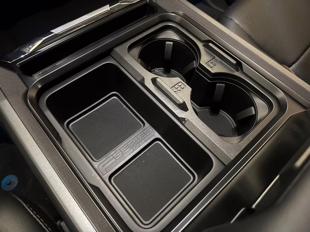 2026 Avalanche Ford Super Duty F-350 SRW Lariat 4X4 Truck