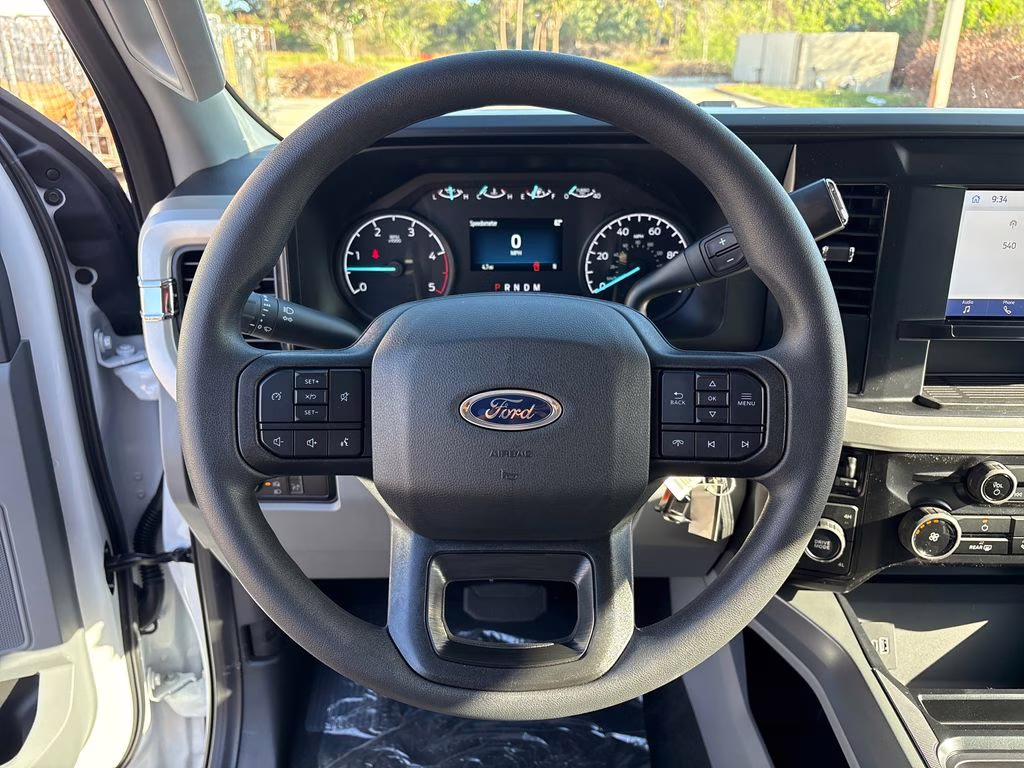 2026 Oxford White Ford Super Duty F-250 SRW XLT 4X4 Truck