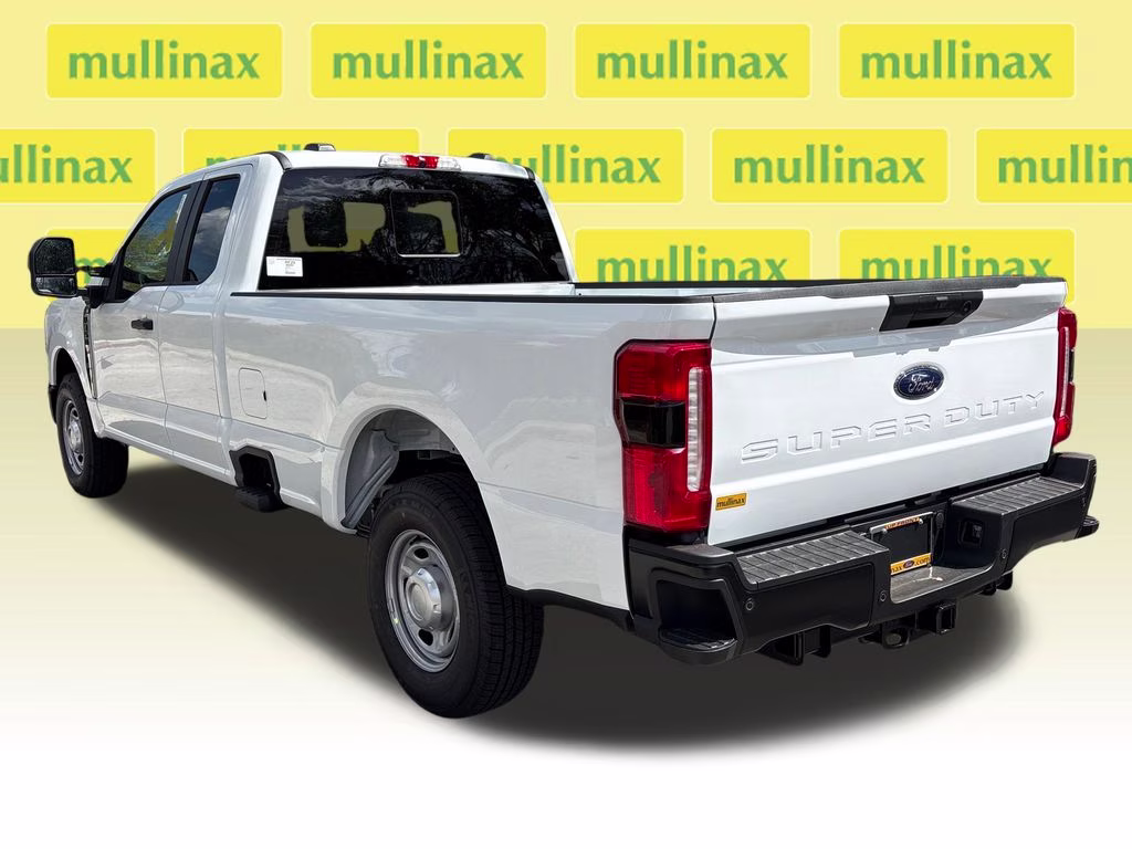 2026 Oxford White Ford Super Duty F-350 SRW XL RWD Truck