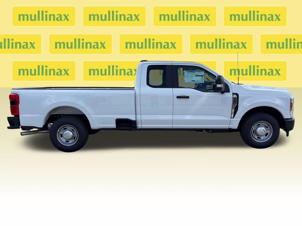 2026 Oxford White Ford Super Duty F-350 SRW XL RWD Truck