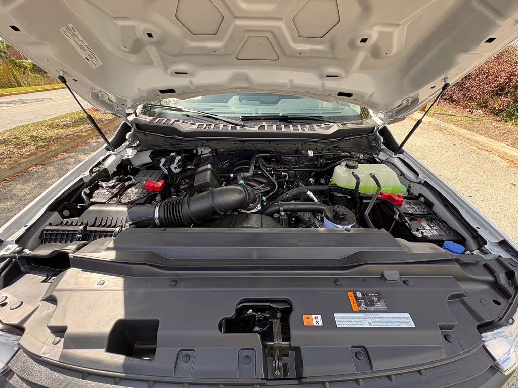 2026 Oxford White Ford Super Duty F-350 SRW XL RWD Truck