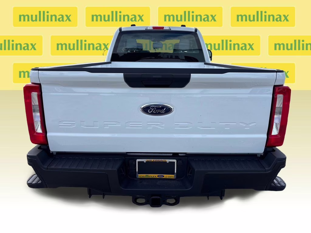 2026 Oxford White Ford Super Duty F-350 SRW XL RWD Truck