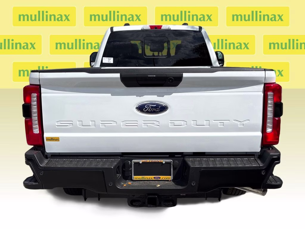2026 Oxford White Ford Super Duty F-350 SRW XL RWD Truck