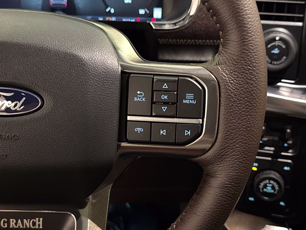 2026 STAR WHITE Ford F-150 King Ranch 4X4 Truck