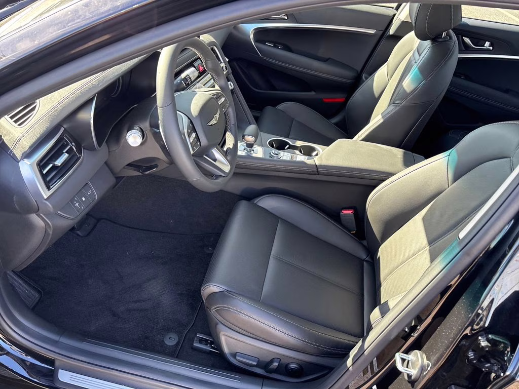 2026 Vik Black Genesis G70 2.5T RWD Sedan