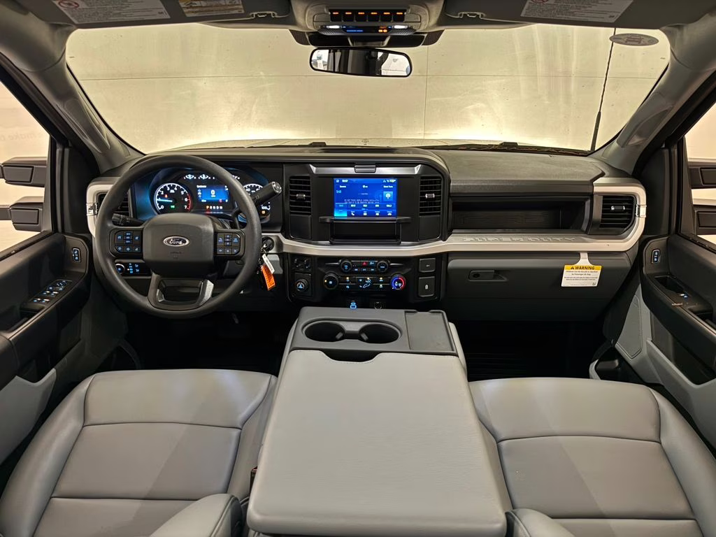 2026 Oxford White Ford Super Duty F-250 SRW XL RWD Truck