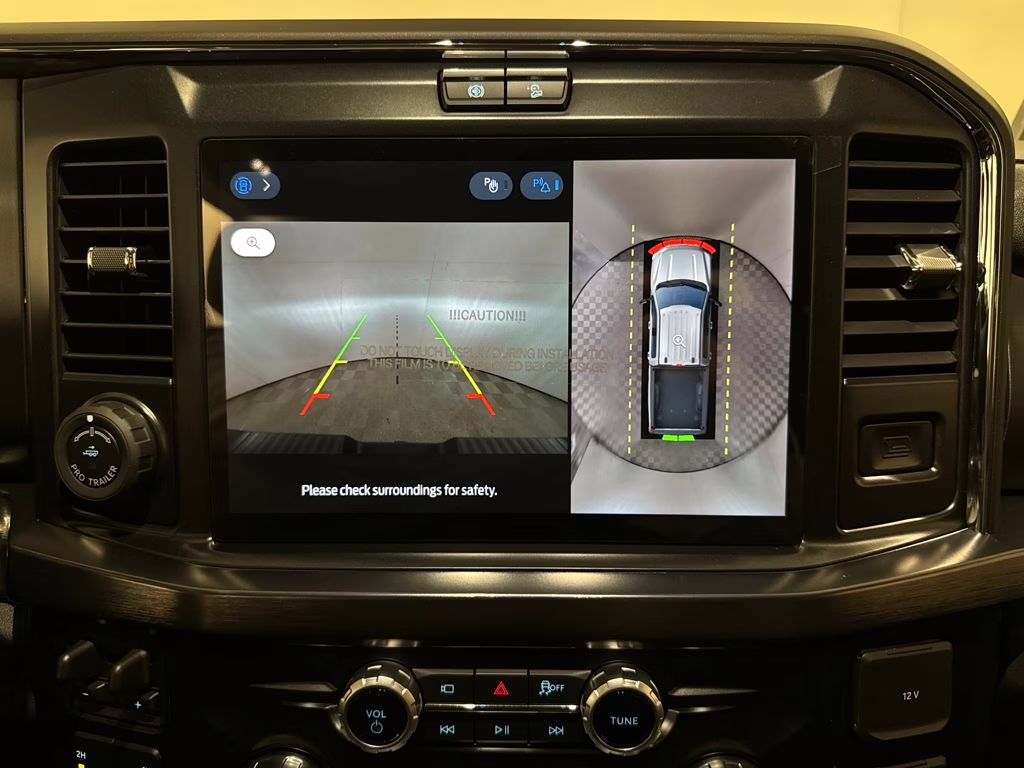 2026 Avalanche Ford Super Duty F-350 SRW Lariat 4X4 Truck