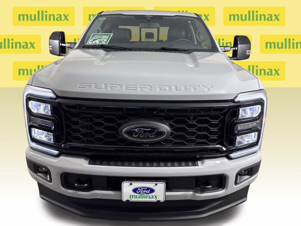 2026 Avalanche Ford Super Duty F-350 SRW Lariat 4X4 Truck