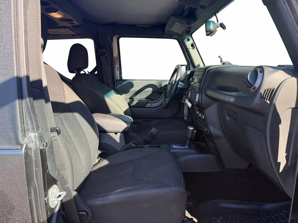 2017 Granite Crystal Metallic Clearcoat Jeep Wrangler Sport 4X4 SUV