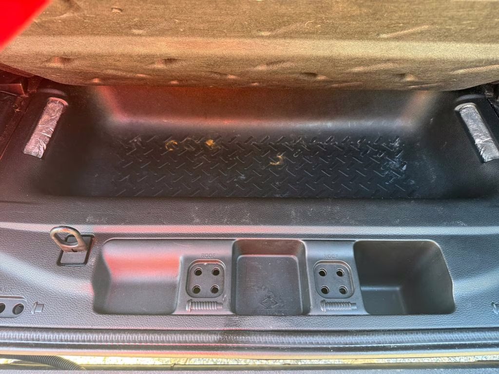 2017 Granite Crystal Metallic Clearcoat Jeep Wrangler Sport 4X4 SUV