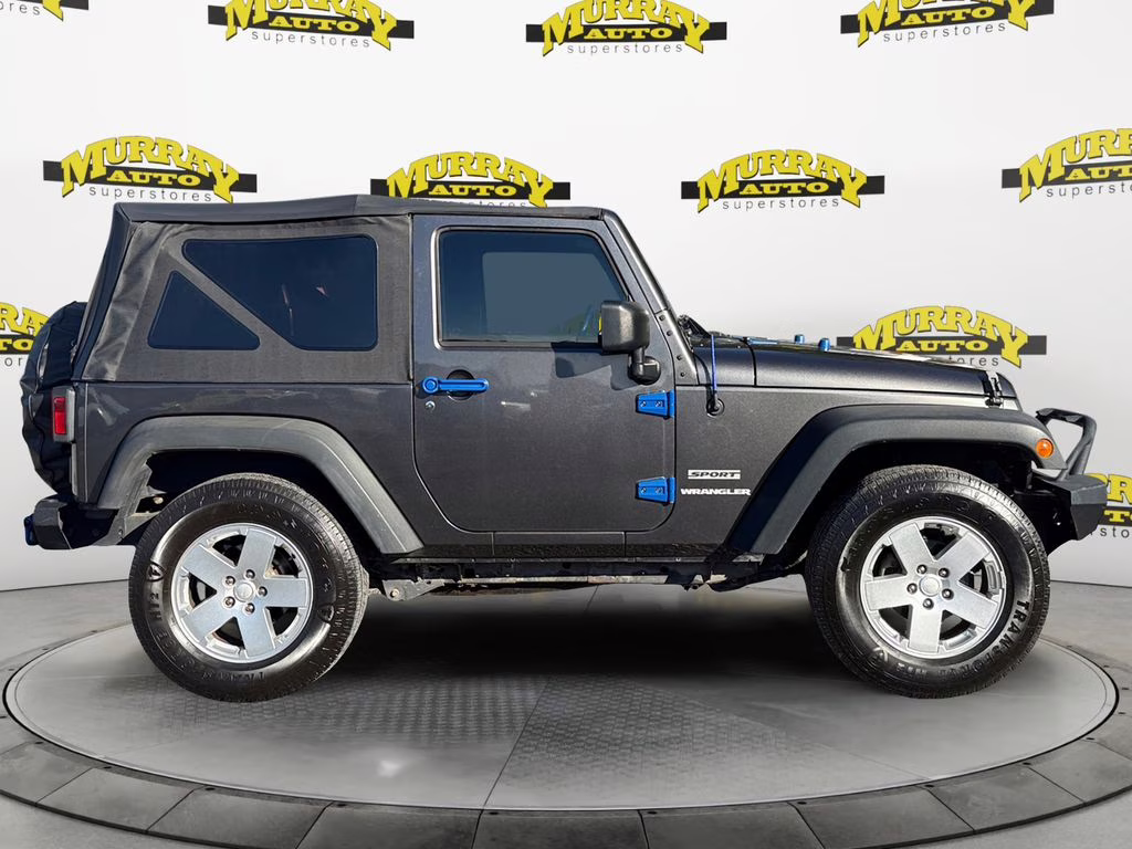 2017 Granite Crystal Metallic Clearcoat Jeep Wrangler Sport 4X4 SUV