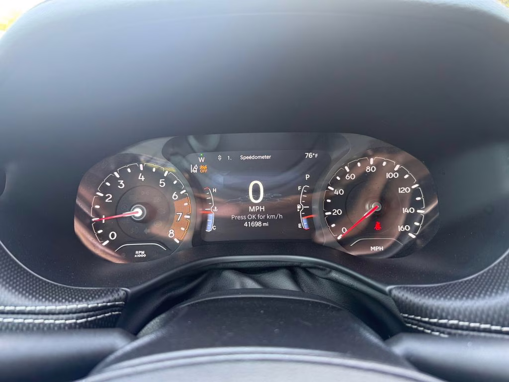 2023 Billet Silver Metallic Clearcoat Jeep Compass Altitude 4X4 SUV