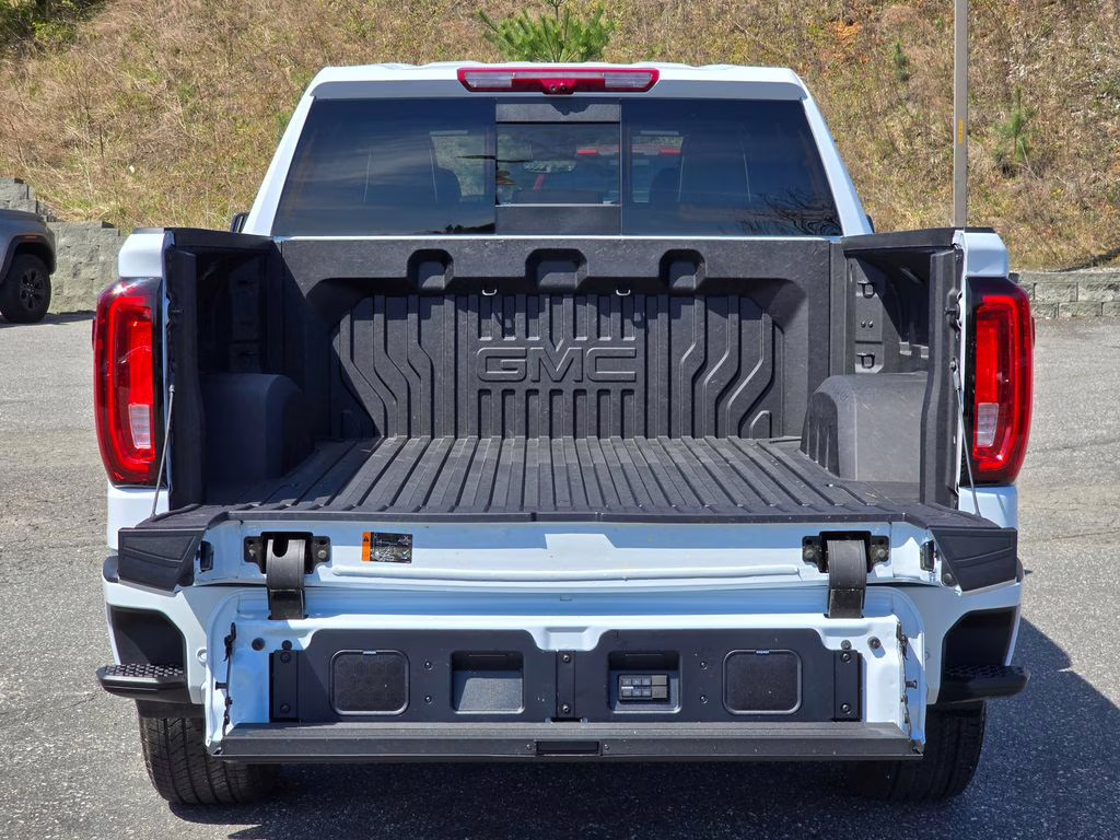 2026 Glacier White Tricoat GMC Sierra 1500 Denali Ultimate 4X4 Truck