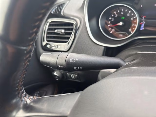 2020 White Clearcoat Jeep Compass Limited 4X4 SUV