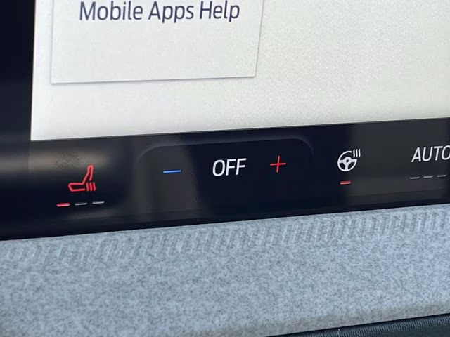 2025 White Metallic Ford Maverick XLT AWD Truck