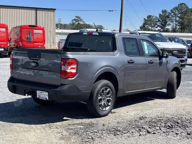 2025 Gray Metallic Ford Maverick XLT AWD Truck