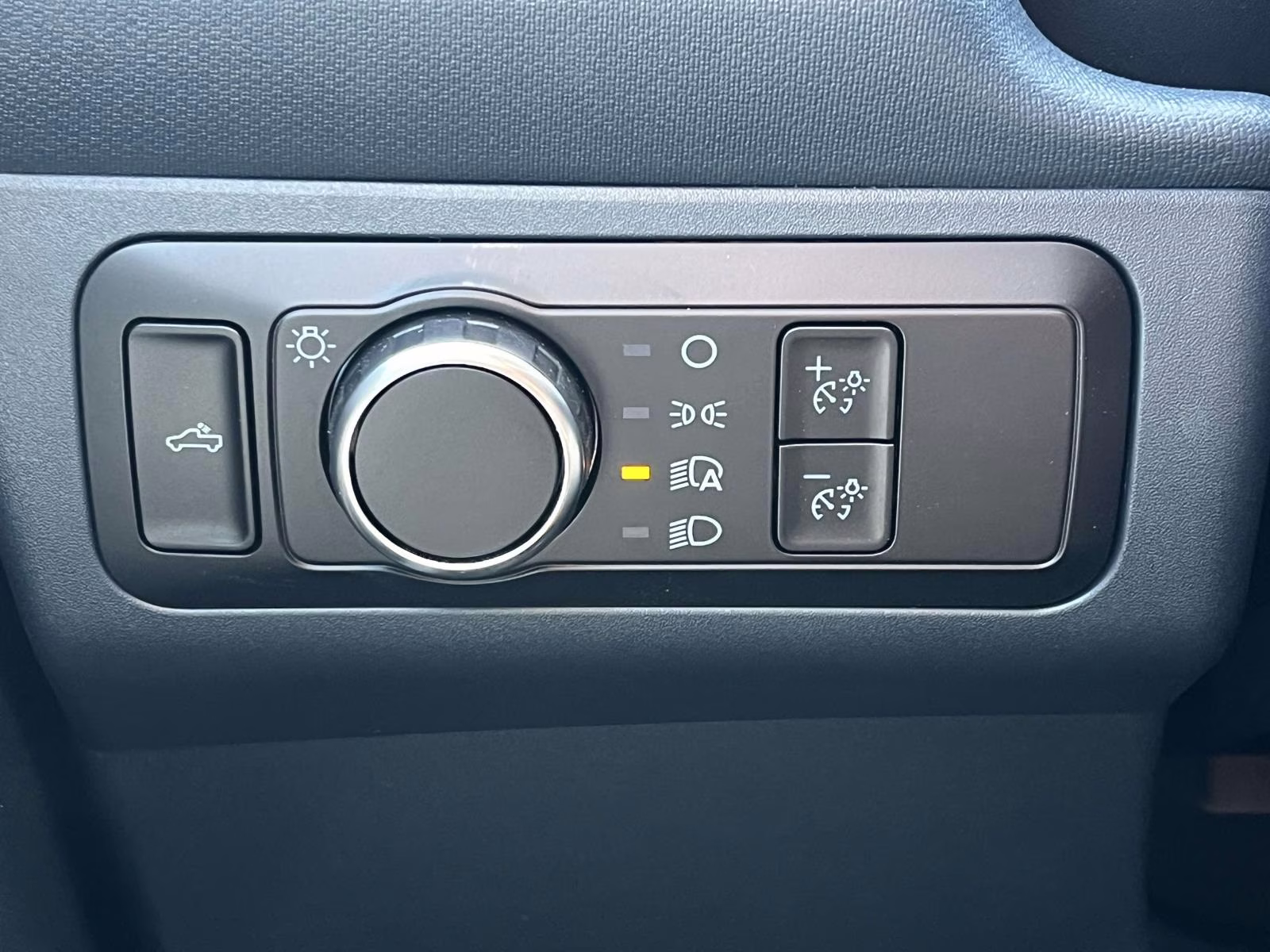 2025 White Metallic Ford Maverick XLT AWD Truck