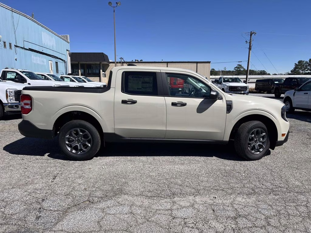 2025 Desert Sand Ford Maverick XLT AWD Truck