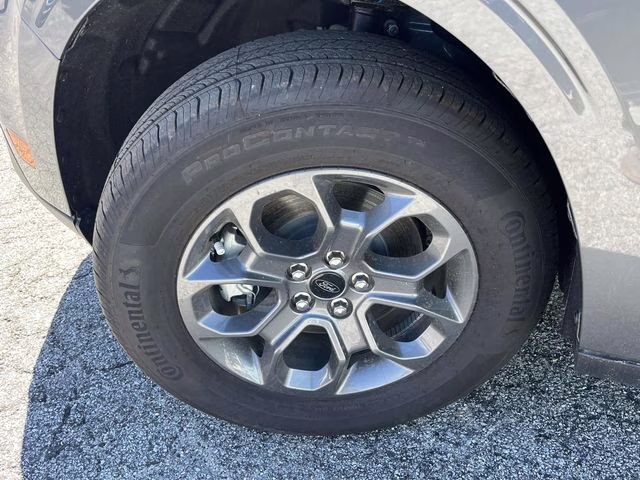 2025 Gray Metallic Ford Maverick XLT AWD Truck