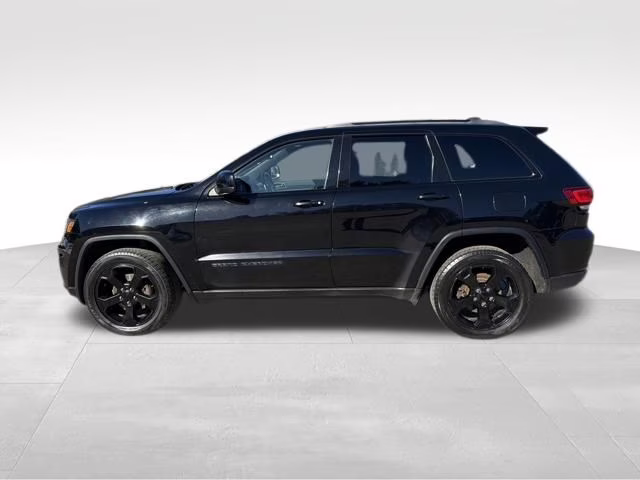 2018 Diamond Black Crystal Pearlcoat Jeep Grand Cherokee Upland Edition 4X4 SUV