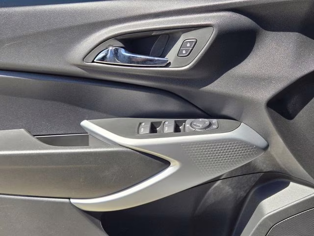 2026 Sterling Gray Metallic Chevrolet Trax 1RS FWD SUV