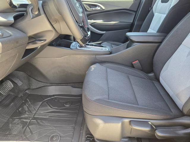 2026 Sterling Gray Metallic Chevrolet Trax 1RS FWD SUV