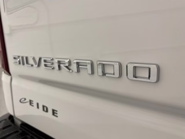 2026 Summit White Chevrolet Silverado 1500 LT 4X4 Truck