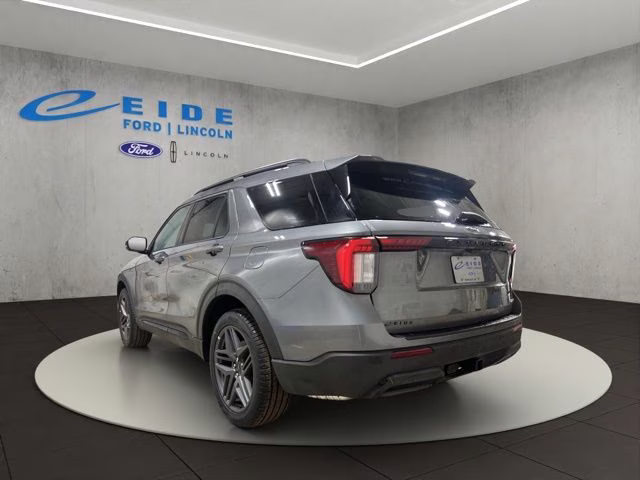 2026 Carbonized Gray Metallic Ford Explorer ST-Line 4X4 SUV