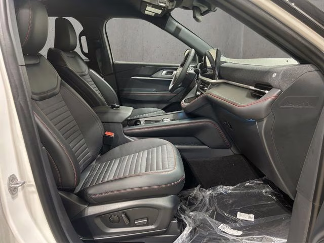 2026 Star White Metallic Tri-Coat Ford Explorer ST-Line 4X4 SUV