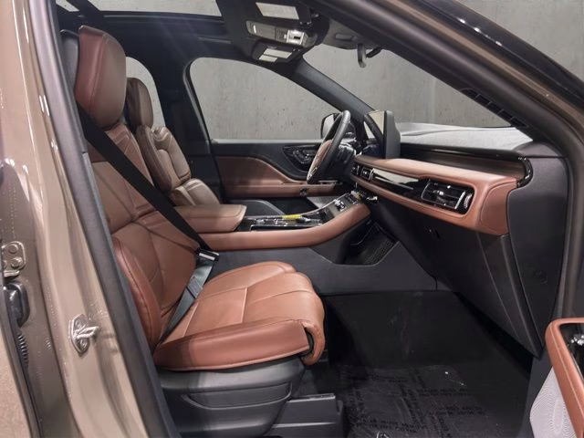 2026 Harbor Gray Clearcoat Lincoln Aviator Reserve AWD SUV