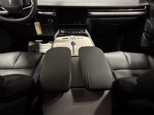 2026 Infinite Black Metallic Clearcoat Lincoln Navigator Reserve 4X4 SUV