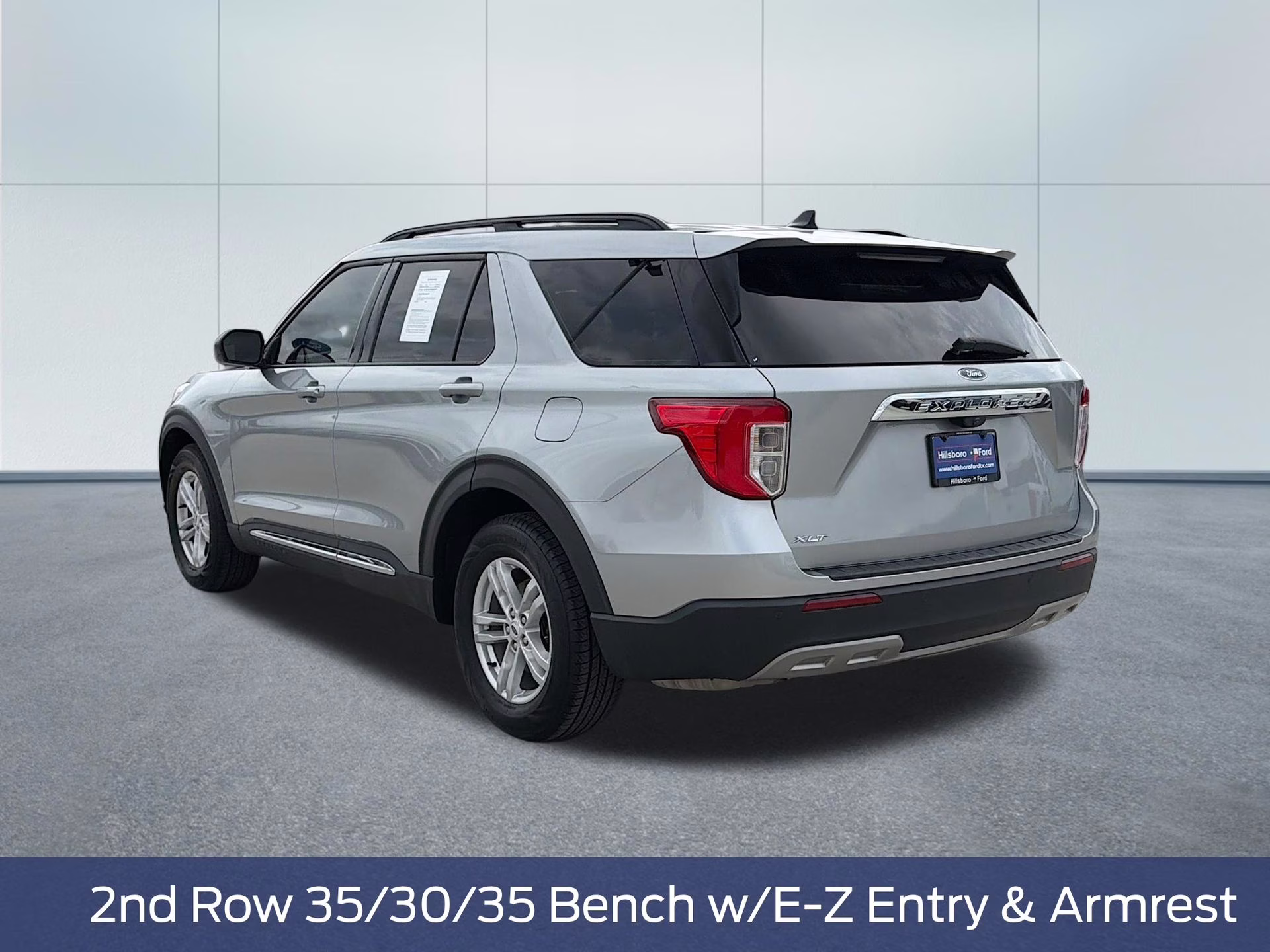 2023 Iconic Silver Metallic Ford Explorer XLT RWD SUV