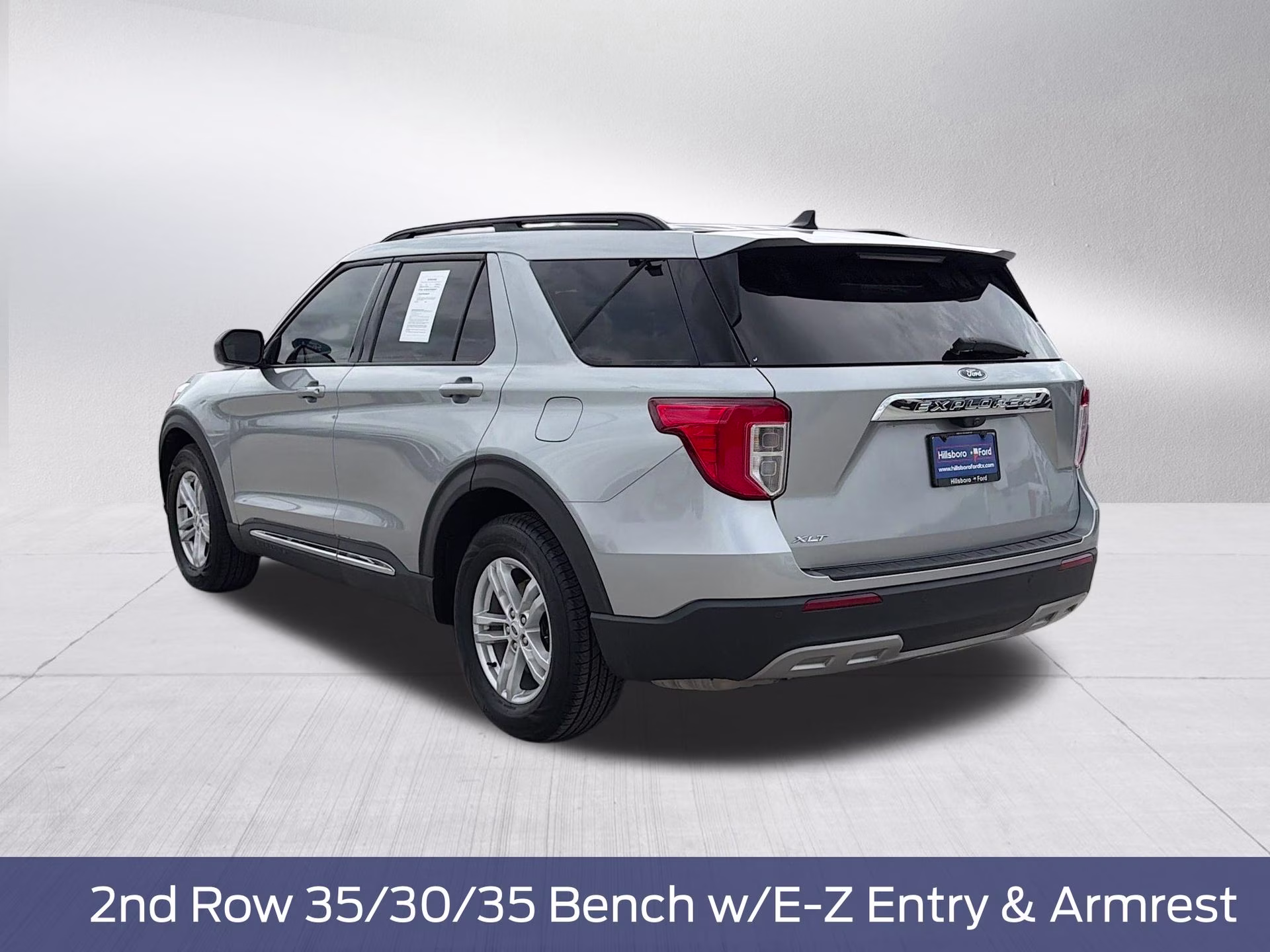 2023 Iconic Silver Metallic Ford Explorer XLT RWD SUV