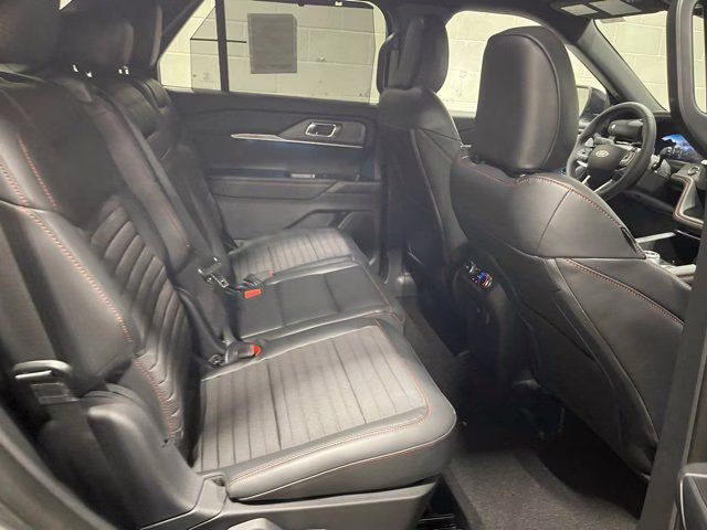 2026 Carbonized Gray Metallic Ford Explorer ST-Line 4X4 SUV