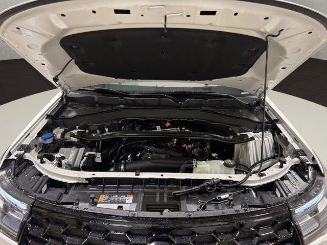 2026 Star White Metallic Tri-Coat Ford Explorer ST-Line 4X4 SUV
