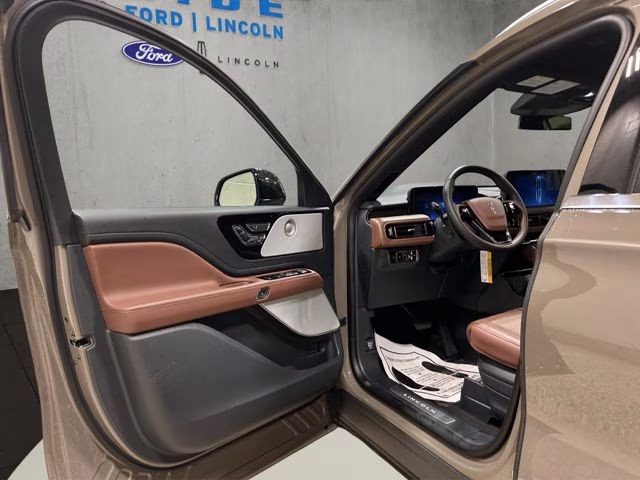 2026 Harbor Gray Clearcoat Lincoln Aviator Reserve AWD SUV