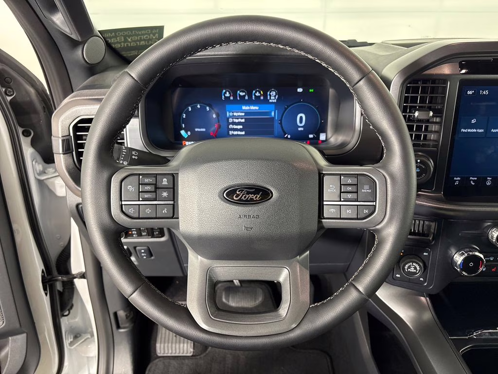 2025 Oxford White Ford F-150 Lariat 4X4 Truck