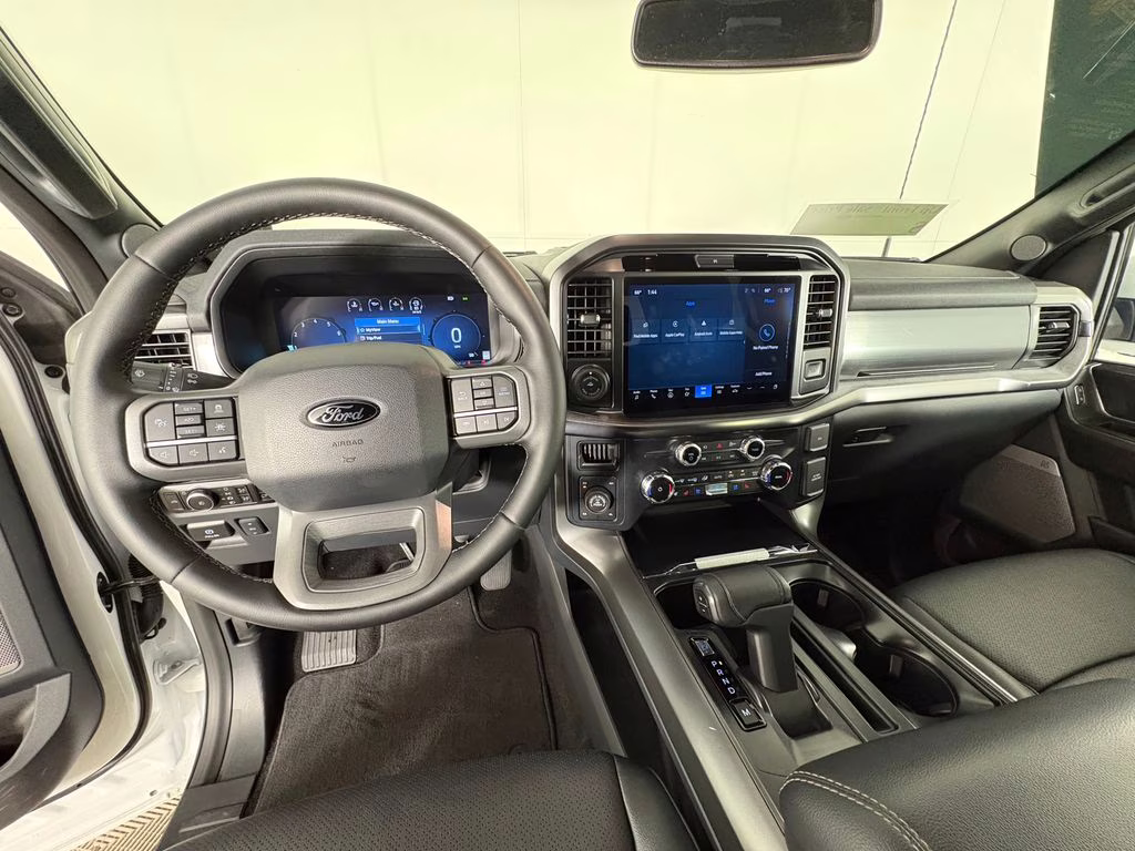 2025 Oxford White Ford F-150 Lariat 4X4 Truck