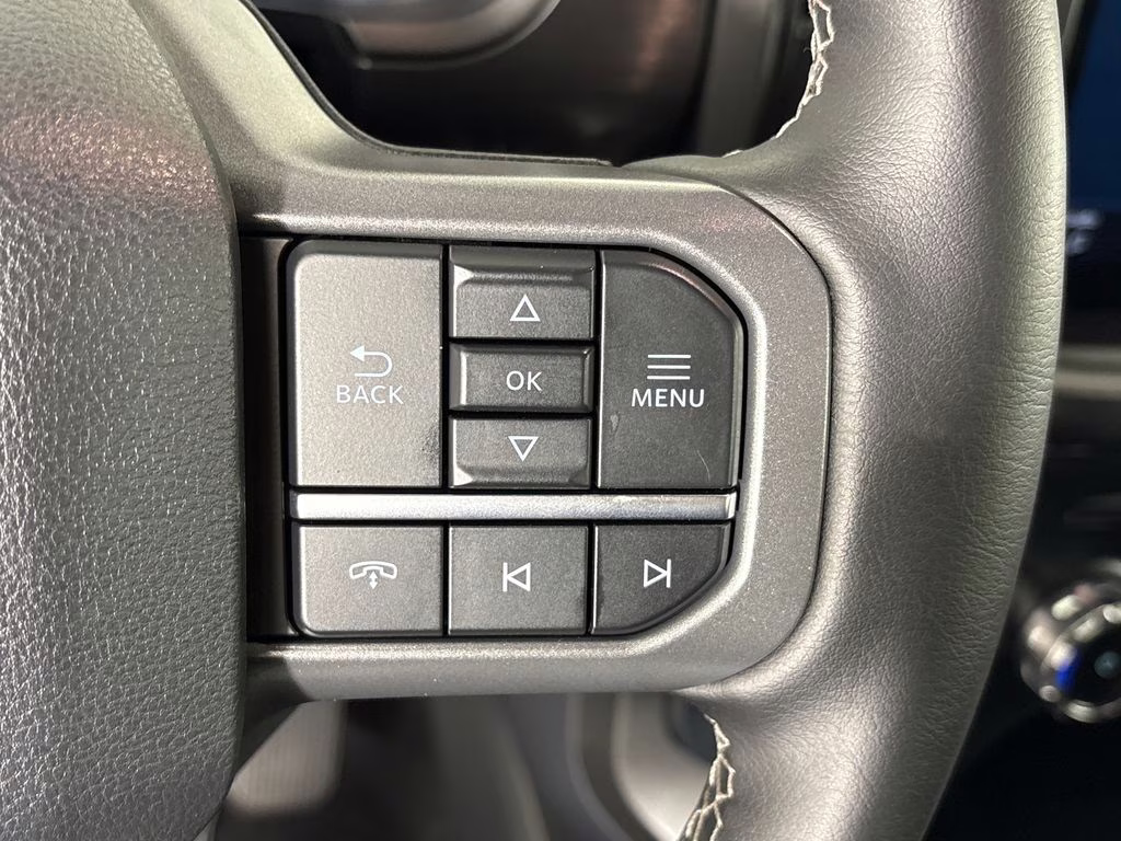 2025 Oxford White Ford F-150 Lariat 4X4 Truck